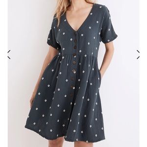 Madewell Embroidered Lightspun Button Front Mini Dress Size Small